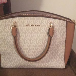 Michael Kors purse